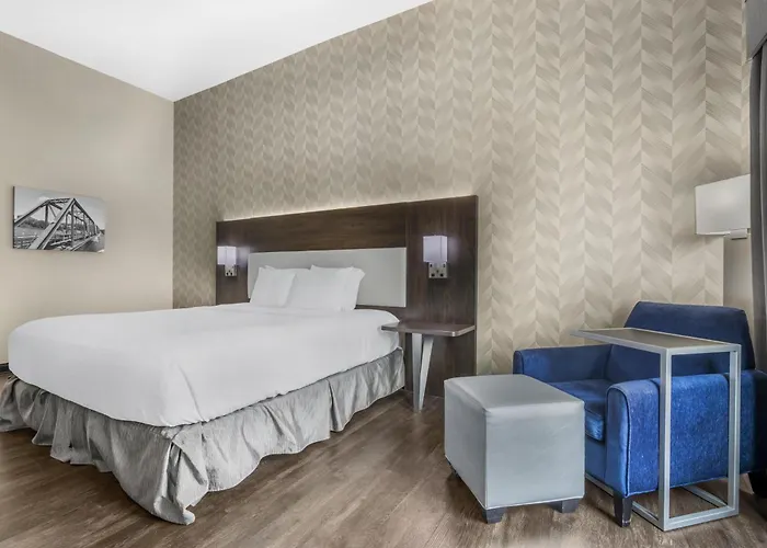 Western Parkside & Hotel